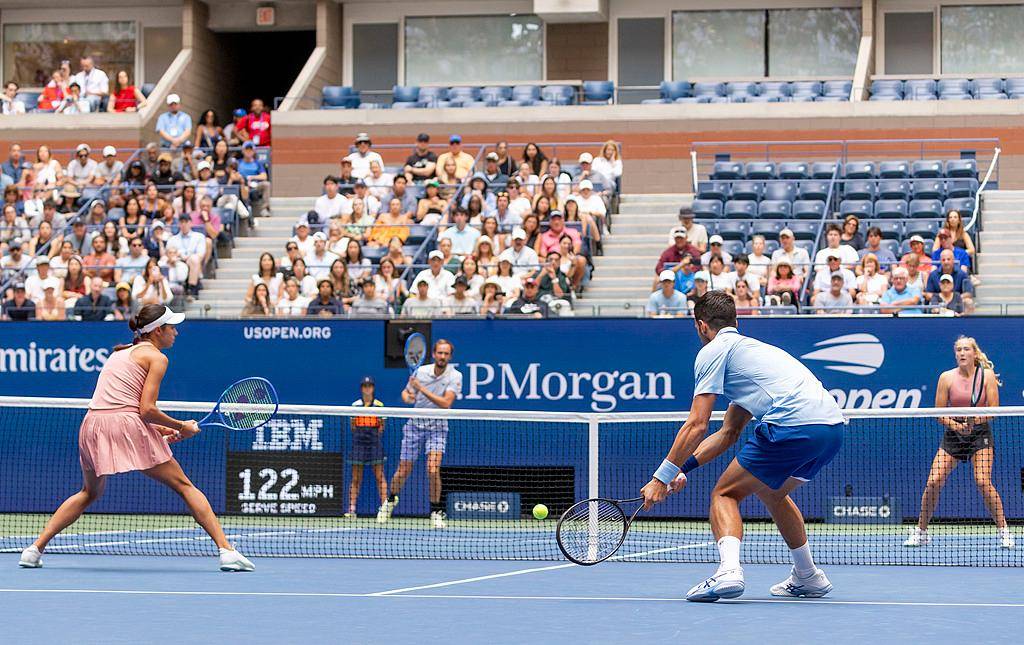 开云体育官方网站-包含美国网球队鏖战日本网球队，德约科维奇送出助攻的词条