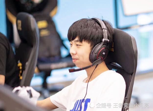 绝地求生小组赛落幕,强队悉数晋级 绝地求生小组赛落幕,强队悉数晋级