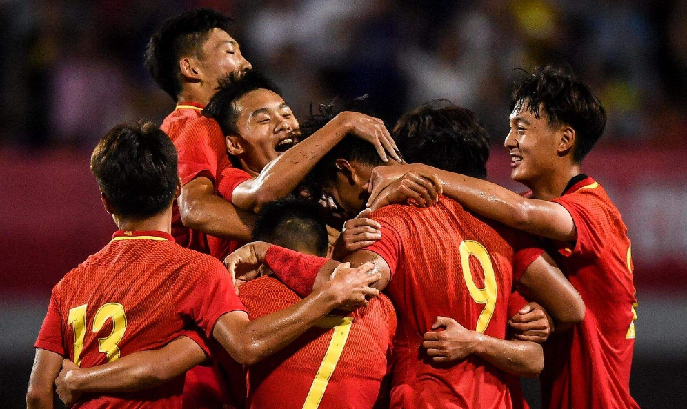 德国队碾压中国队,奥恰洛夫点燃赛场 德国队碾压中国队,奥恰洛夫点燃赛场