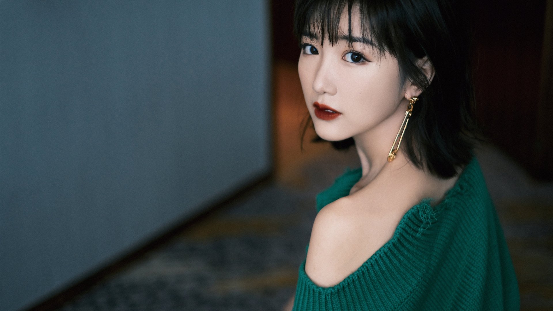 开云下载-跨界统治，广东队摧毁爵士防线之夜，哈登在足球世界写下篮球神话