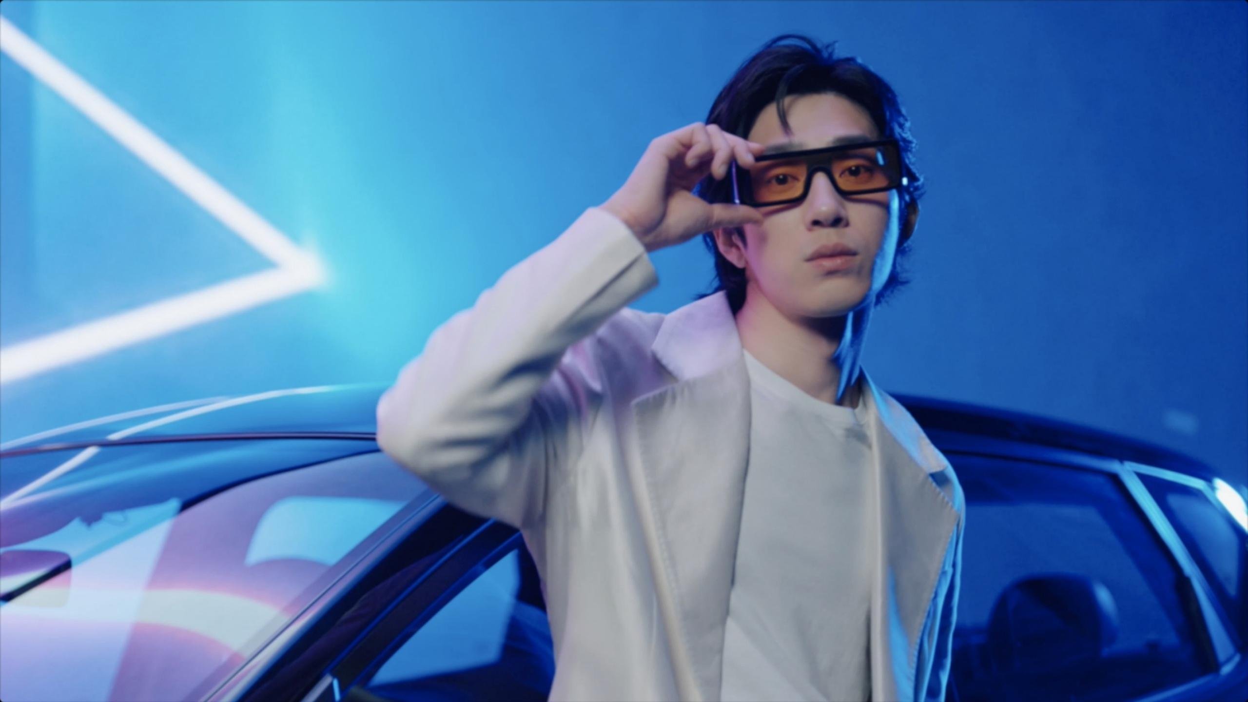 开云体育平台APP-F1街道赛之夜，当卢卡库的右脚引擎完成关键超车