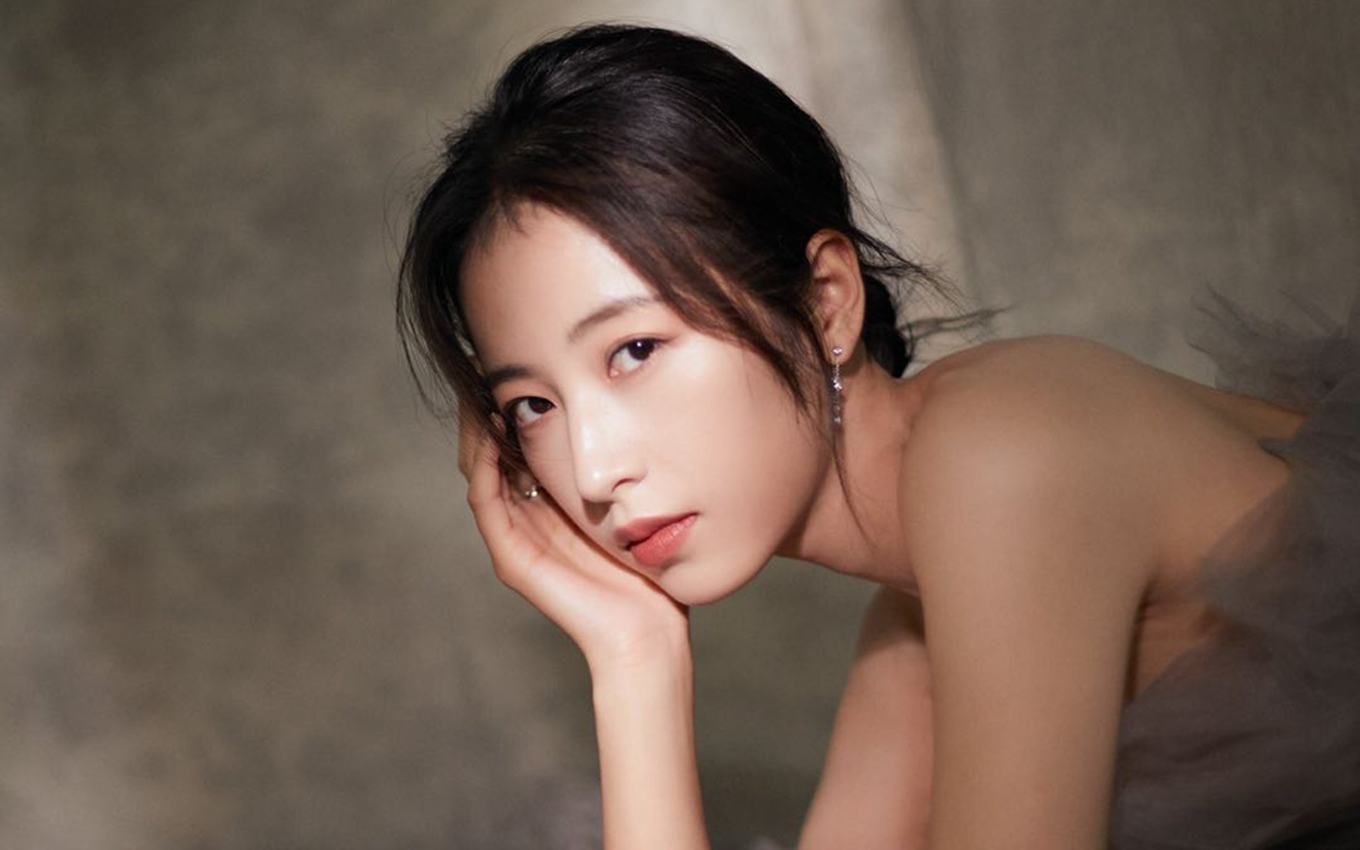 戈麦斯关键进球定乾坤,那不勒斯对阵日本友谊赛的激情之夜