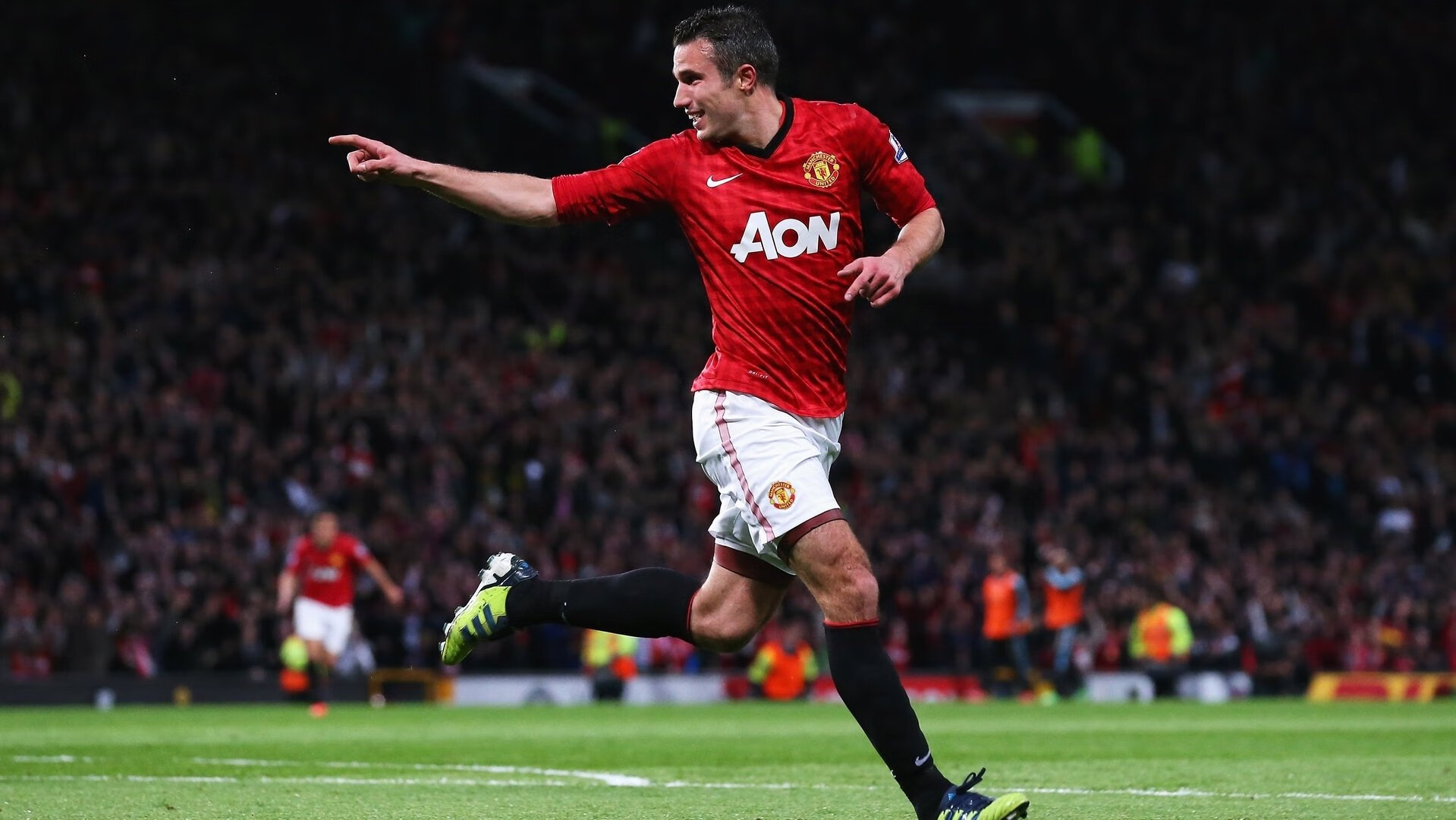 开云体育app-精密齿轮与不灭火焰，英格兰节奏掌控马德里竞技，迪亚斯完成里程碑